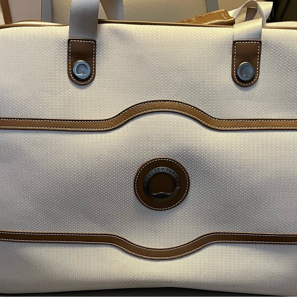 Delsey Chatelet Soft Air Weekender Duffel